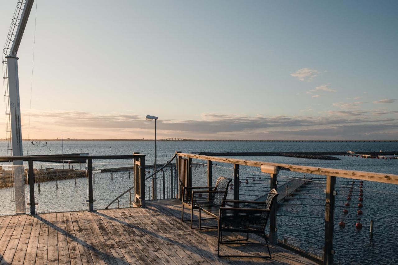 Hotell Hamnen Färjestaden Екстериор снимка