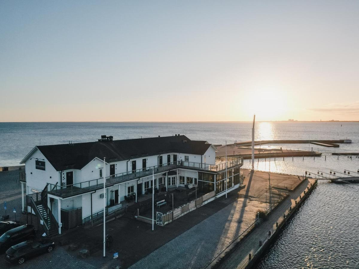 Hotell Hamnen Färjestaden Екстериор снимка
