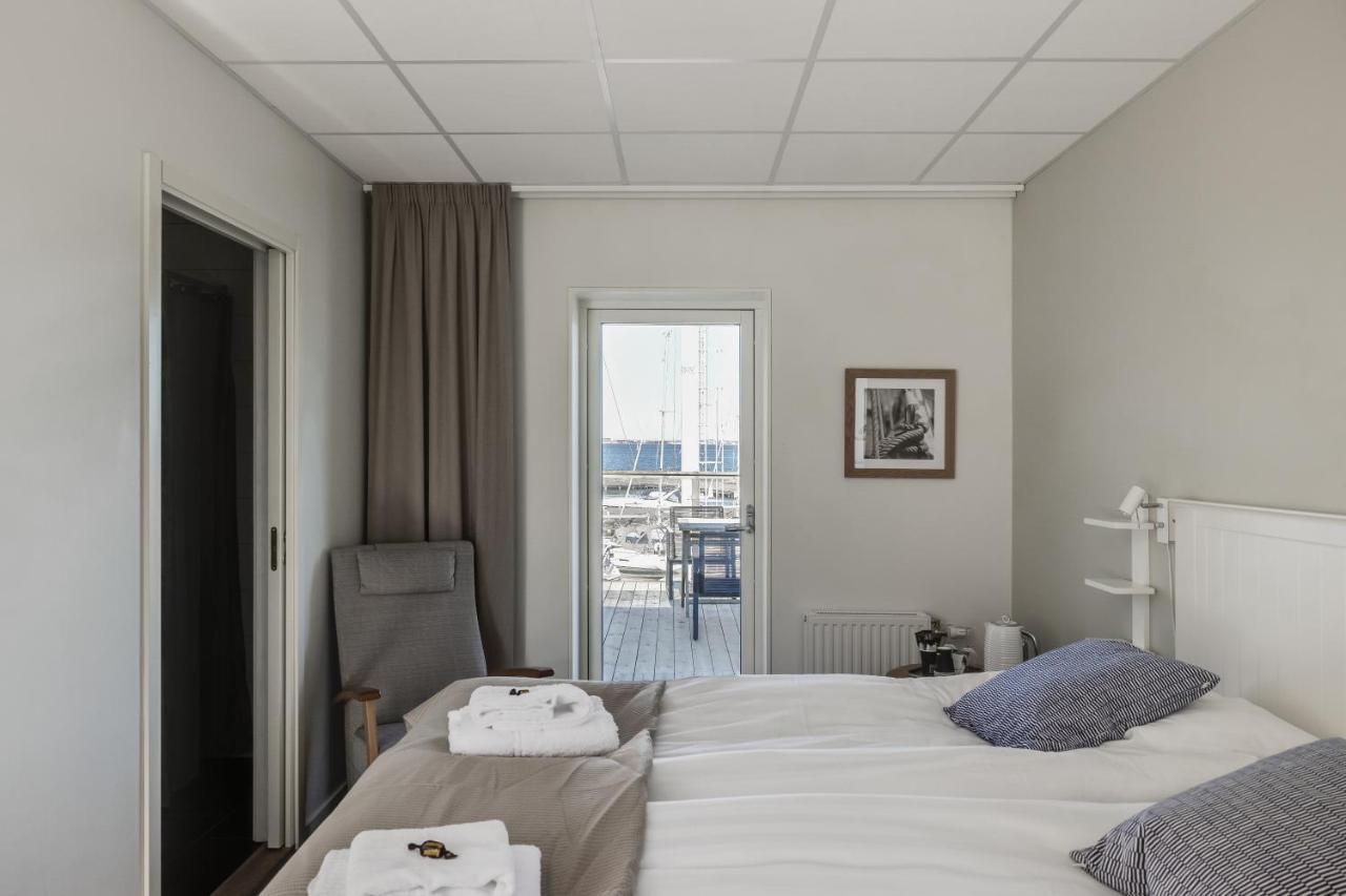 Hotell Hamnen Färjestaden Екстериор снимка