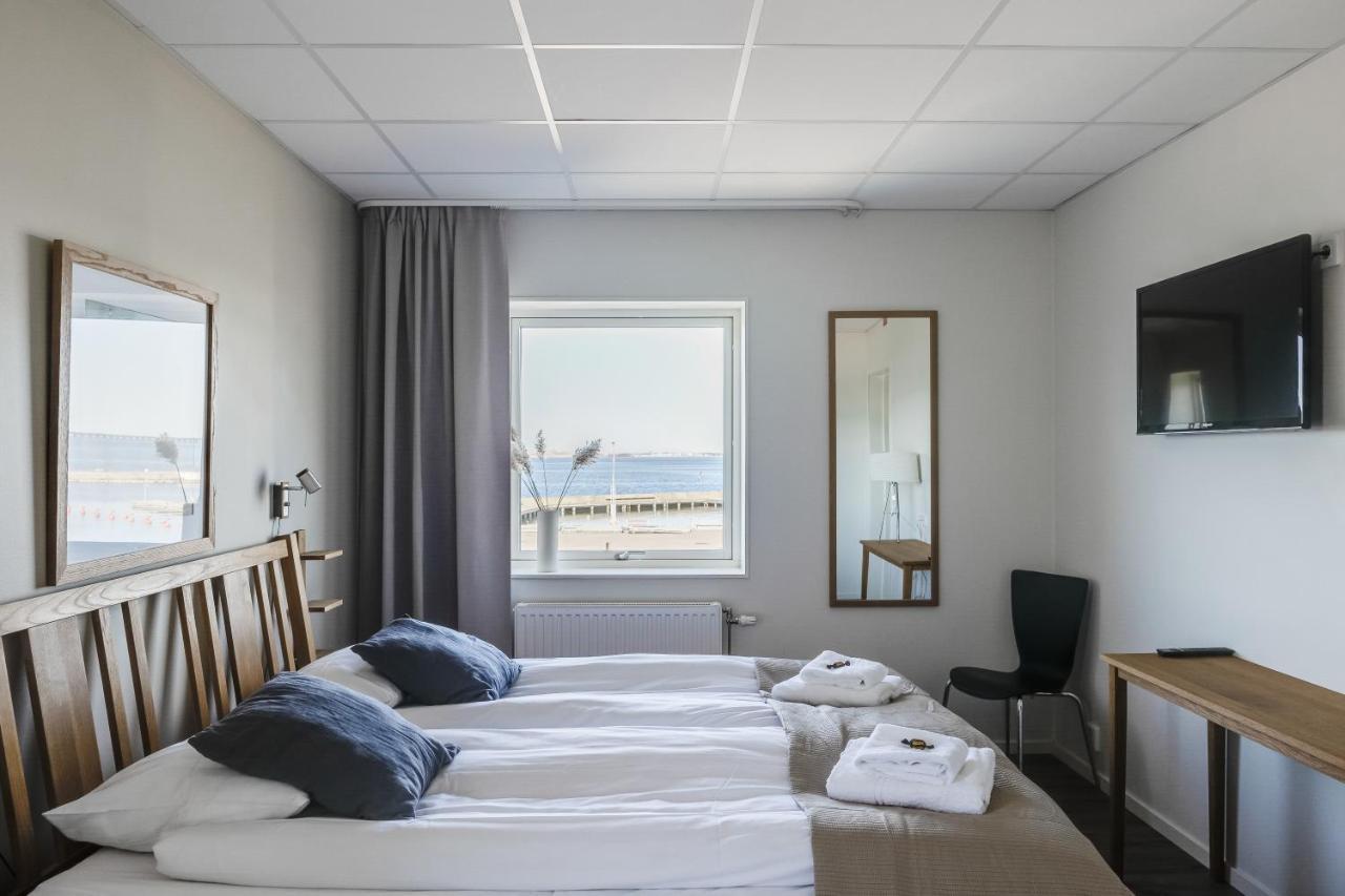 Hotell Hamnen Färjestaden Екстериор снимка