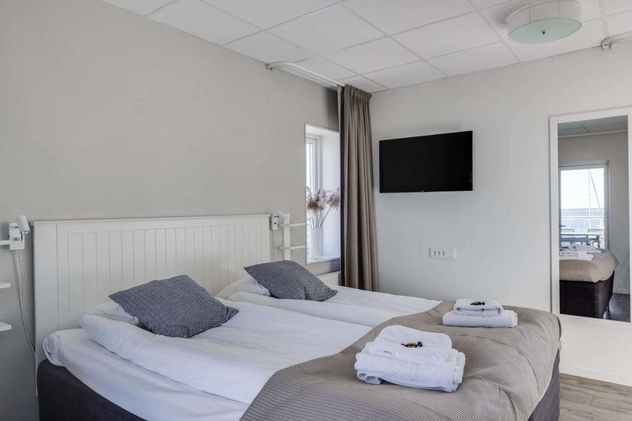 Hotell Hamnen Färjestaden Екстериор снимка