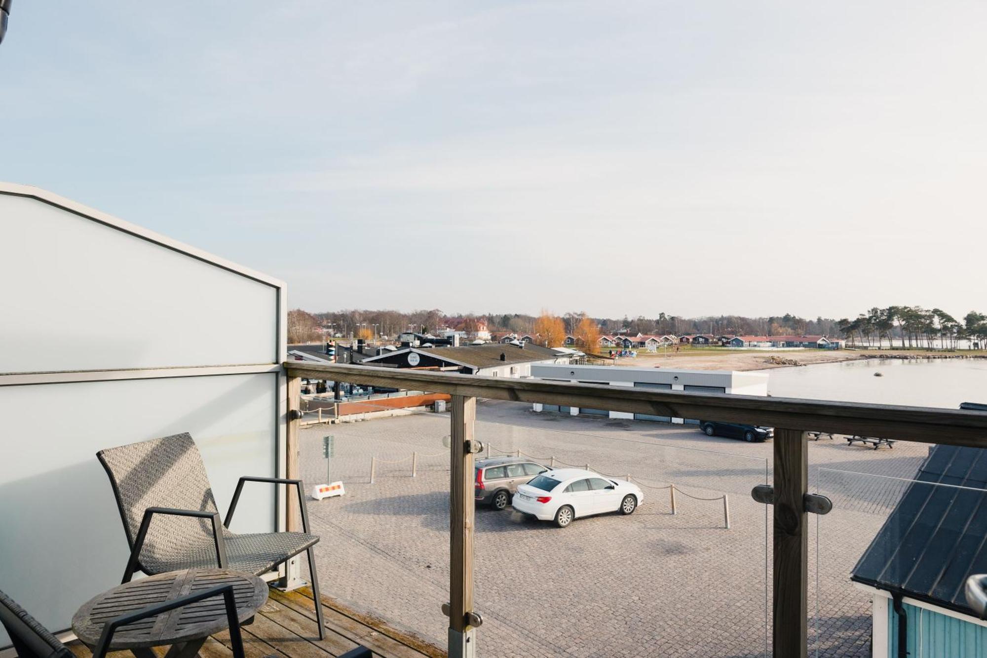 Hotell Hamnen Färjestaden Екстериор снимка