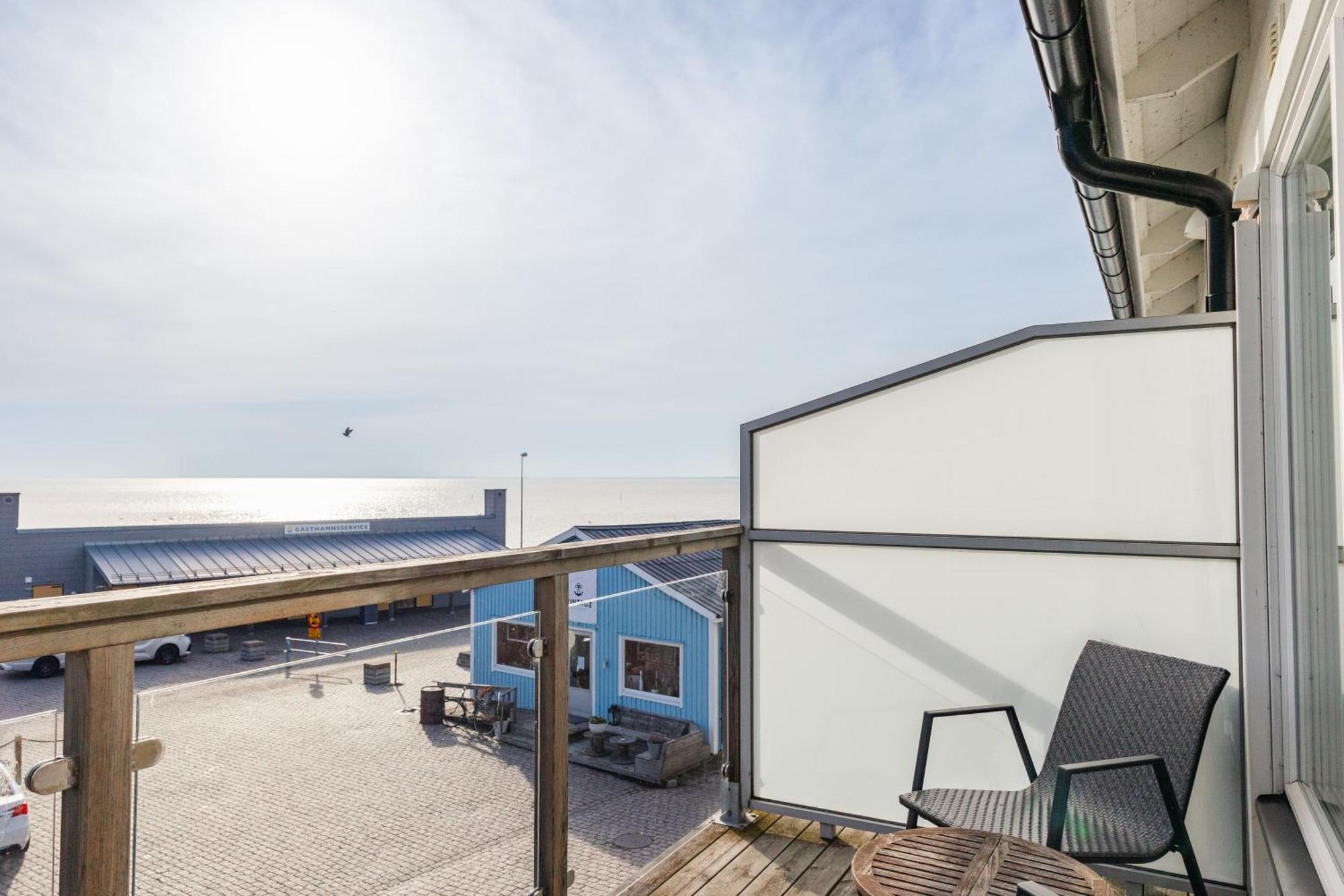 Hotell Hamnen Färjestaden Екстериор снимка